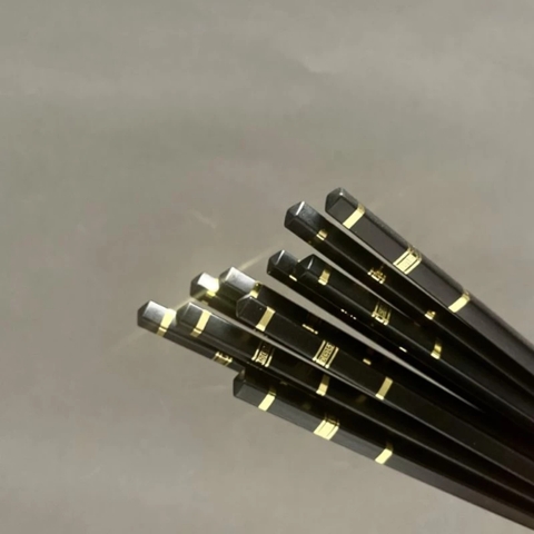 SET 10 ĐÔI ĐŨA PHÍP NHẬT