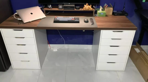 Bàn Làm Việc Chân Tủ  hộp IKEA 1