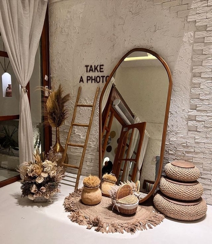 Gương Khung Gỗ thịt Tự Nhiên Treo Tường Cao Cấp An Furniture mẫu bóng nước