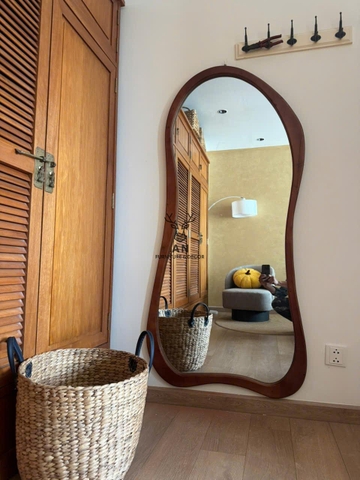 Gương Soi Toàn Thân Viền Gỗ Đám Mây sang trọng trẻ trung