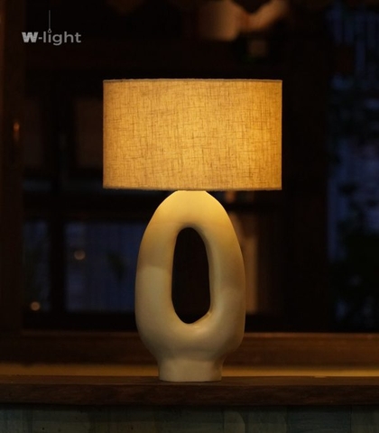 Black Table Lamp 2