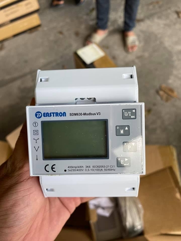 METER GROWATT INVERTER HÒA LƯỚI BÁM TẢI