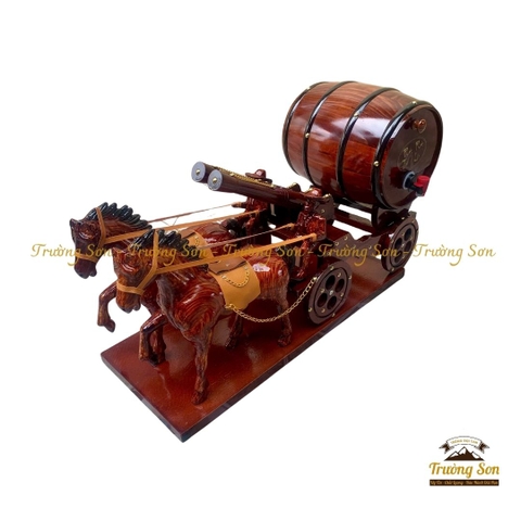 Xe ngựa kéo thùng rượu vang
