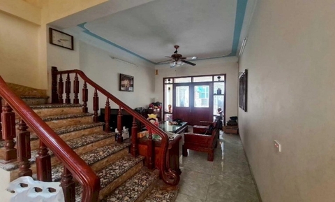 Cần chuyển nhượng nhanh 3 tầng chủ xây kiên cố tâm huyết tại Tổ DP kiên thành, TT Trâu Quỳ, Gia Lâm