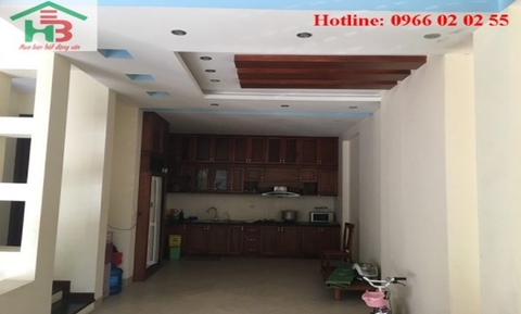 Cần bán hộ ông Anh căn nhà 5 tầng khu đấu giá tổ 5 Giang Biên, Long Biên, Hà Nội.