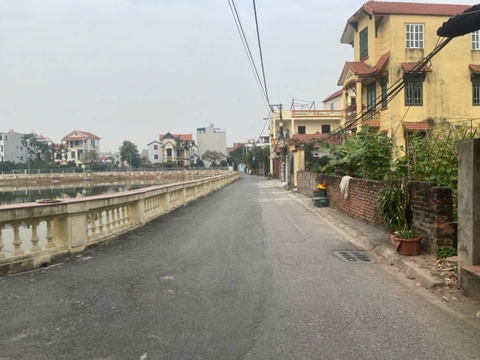 Cần bán nhanh 360m2 đất view hồ Đông Dư, Gia Lâm phù hợp đầu tư hoặc xây biệt thự nhà vườn