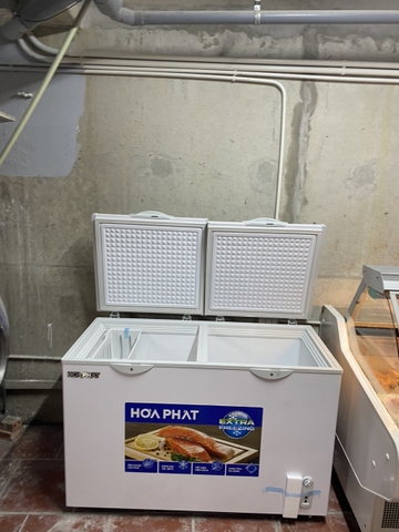 Giao 4 tủ mát hòa phát S6242 và 2 tủ đông An6352 tại A23 KĐT Sunshine Ciputra tây hồ