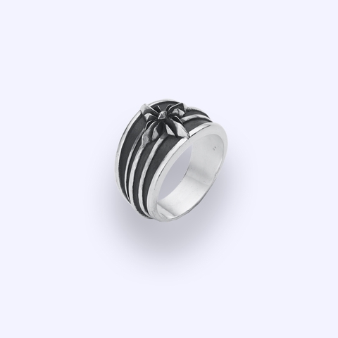 Noblesse Ring