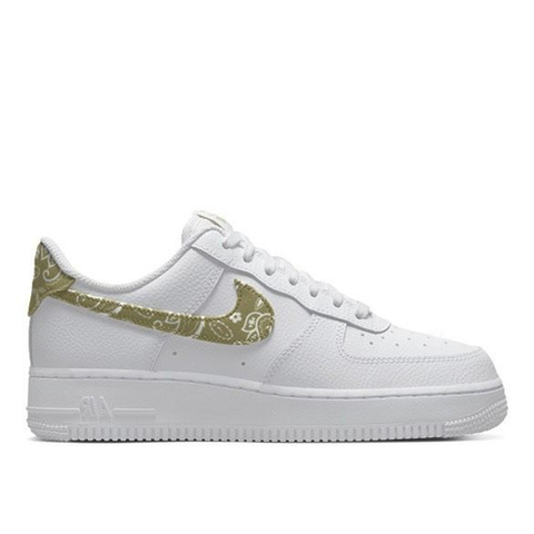 NIKE AIR FORCE 1 LOW WHITE BARELY (W) DJ9942-101