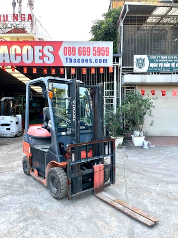 XE NÂNG ĐIỆN NGỒI LÁI TOYOTA 1.5 Tấn 8FB15 (2017)