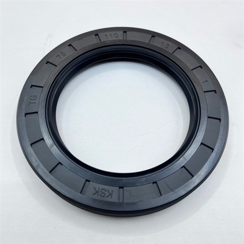 PHỚT MOAY Ơ (75x110x13) A-DA08-701A