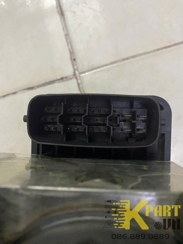 Cụm điều khiển ABS Hilux 2009 6C