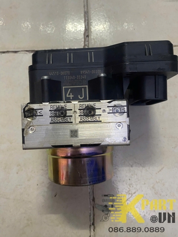 Cụm điều khiển ABS Hilux 2016 4J