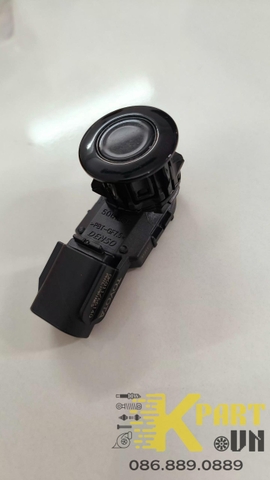 Cảm biến lùi Innova/Fortuner 2018