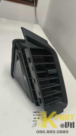 Cửa gió điều hòa giữa Ranger 2013