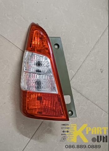 Đèn hậu Innova 2013