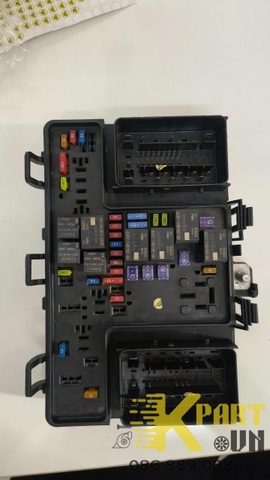 Hộp cầu chì khoang động cơ Ranger 2.2 2020