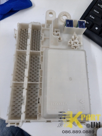 Hộp cầu chì trong xe Fortuner, Innova G