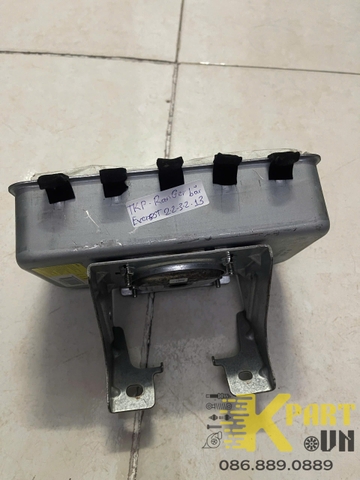 Túi khí phụ Ranger 3.2/2.2 2013