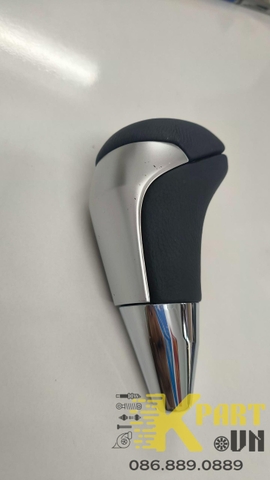 Tay nắm cần số Toyota 17 AT