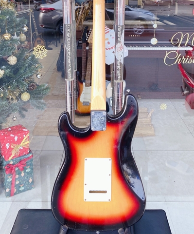 GUITAR ĐIỆN BARCLAY