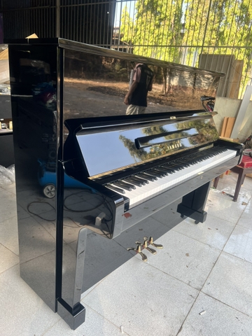 Đàn Piano Yamaha U2H