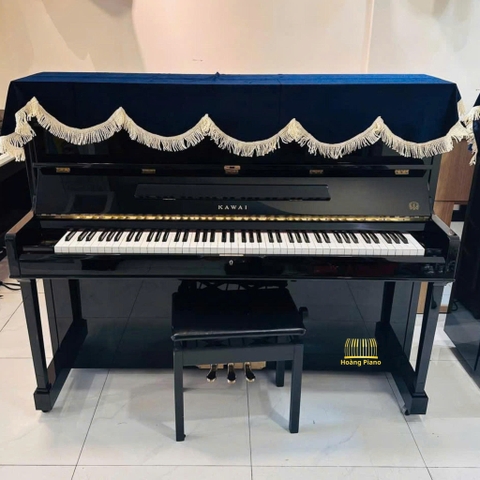 Piano cơ Kawai CS35