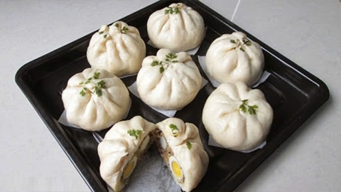 Hướng dẫn cách làm bánh bao nhân thịt thơm ngon bằng nồi lẩu hấp đa năng tại nhà