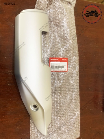 Tấm chắn nhiệt ống xả xe Winner X . màu Bạc