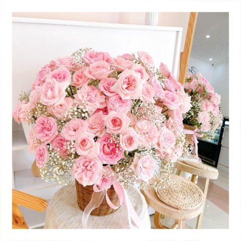 Giỏ hoa tươi chúc mừng