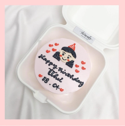 Mini Bento vẽ người - Bánh kem bơ mini hộp bã mía