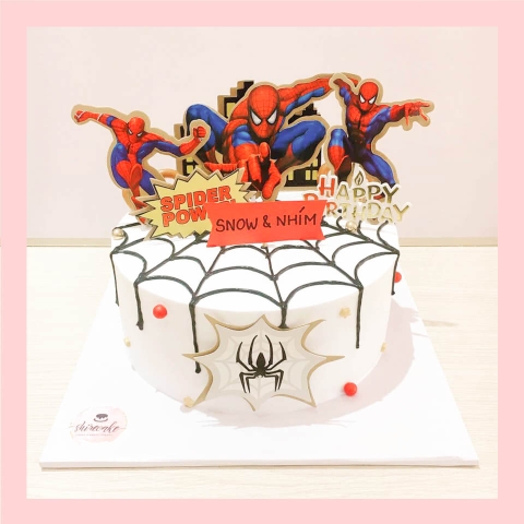 Bánh kem người nhện - Bánh sinh nhật bé trai