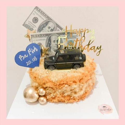 Bông lan trứng muối trang trí phụ kiện hiện đại - Bánh sinh nhật bông lan trứng muối hai loại sốt phô mai và sốt bơ