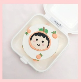 Mini Bento vẽ người - Bánh kem bơ mini hộp bã mía
