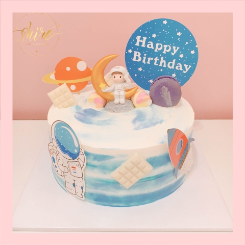 Bánh kem phi hành gia - Bánh sinh nhật bé trai