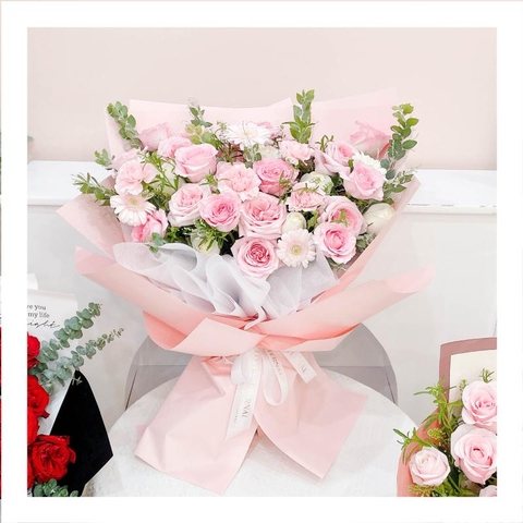 Bó hoa tươi tặng sếp nữ