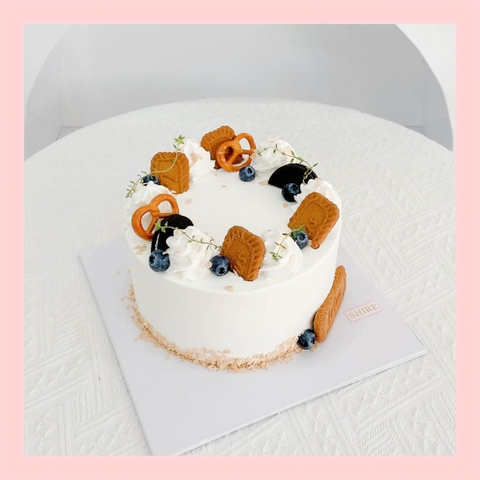 Bánh trang trí việt quất - Bánh kem sinh nhật