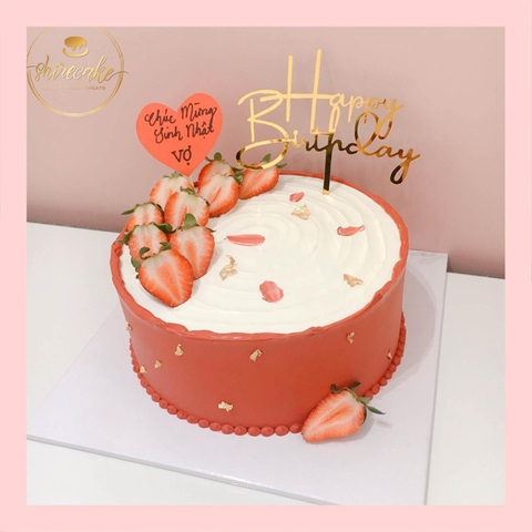 Bánh trang trí dâu - Bánh kem sinh nhật