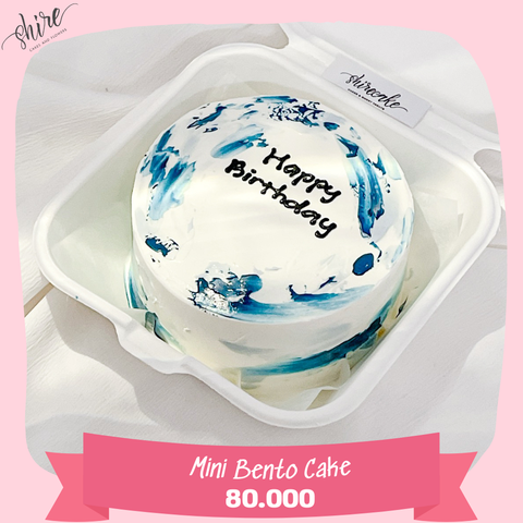 Mini bento cake