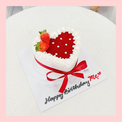 Bánh trang trí dâu - Bánh kem sinh nhật