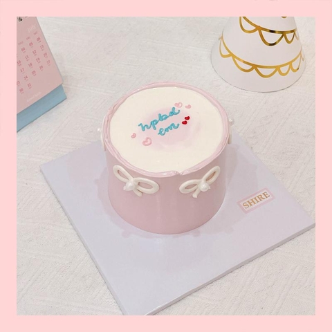 Bánh kem mini trang trí nơ nữ tính cho bạn gái - Bánh kem sinh nhật