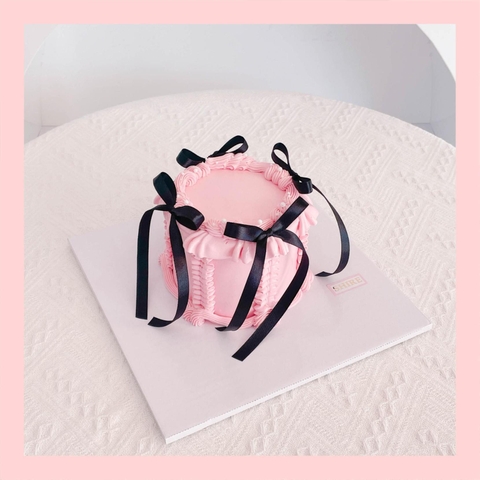 Bánh kem mini trang trí nơ nữ tính cho bạn gái - Bánh kem sinh nhật