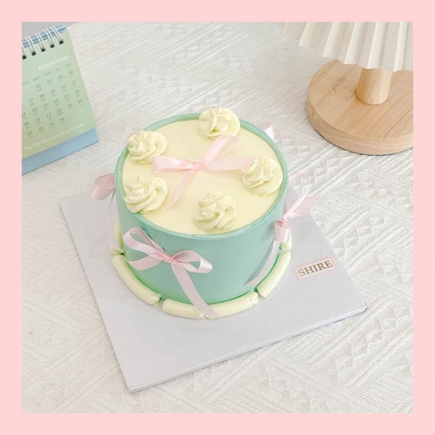 Bánh kem mini trang trí nơ nữ tính cho bạn gái - Bánh kem sinh nhật