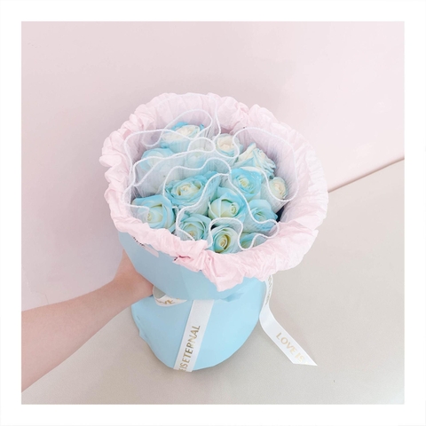 Bó hoa tươi tone xanh dương