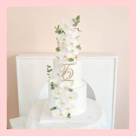 Bánh kem cưới nhà hàng lớn