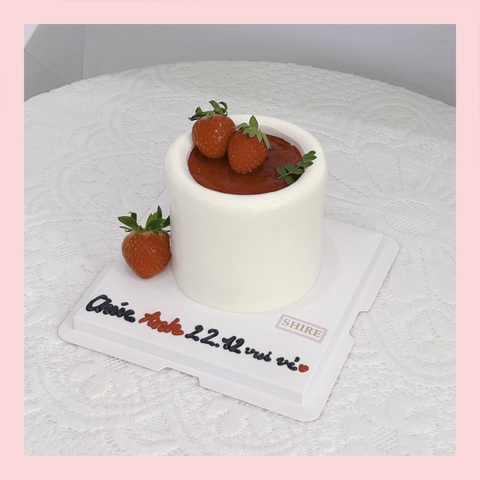 Bánh mini trang trí dâu tây - Bánh kem bơ mini 10-12cm
