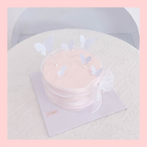 Bánh kem trang trí bướm - Bánh kem sinh nhật cho nữ