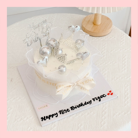 Bánh kem hiện đại cho nữ - Bánh kem sinh nhật cho nữ