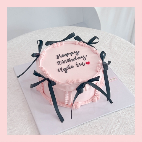 Bánh kem tone hồng đen - Bánh kem sinh nhật