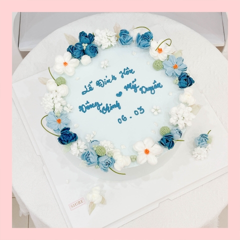 Bánh kem cưới bỏ quả 1 tầng trang trí hoa kem